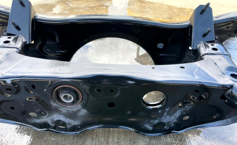 Load image into Gallery viewer, 2017-2025 MAZDA CX-5 AWD REAR SUBFRAME UNDERCARRIAGE CROSSMEMBER CRADLE # 113832
