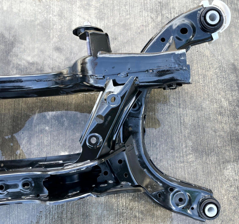 Load image into Gallery viewer, 2017-2025 MAZDA CX-5 AWD REAR SUBFRAME UNDERCARRIAGE CROSSMEMBER CRADLE # 113832
