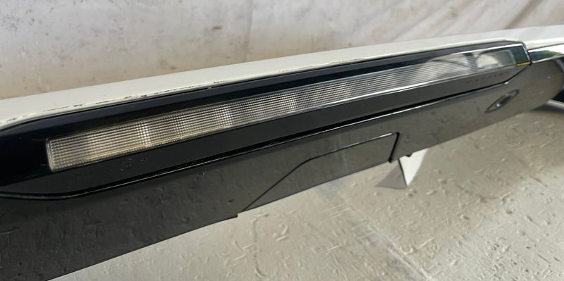 Load image into Gallery viewer, 2025-2026 CHEVROLET EQUINOX TAILGATE BACK DOOR ROOF SPOILER &amp; LIGHT LAMP #111389
