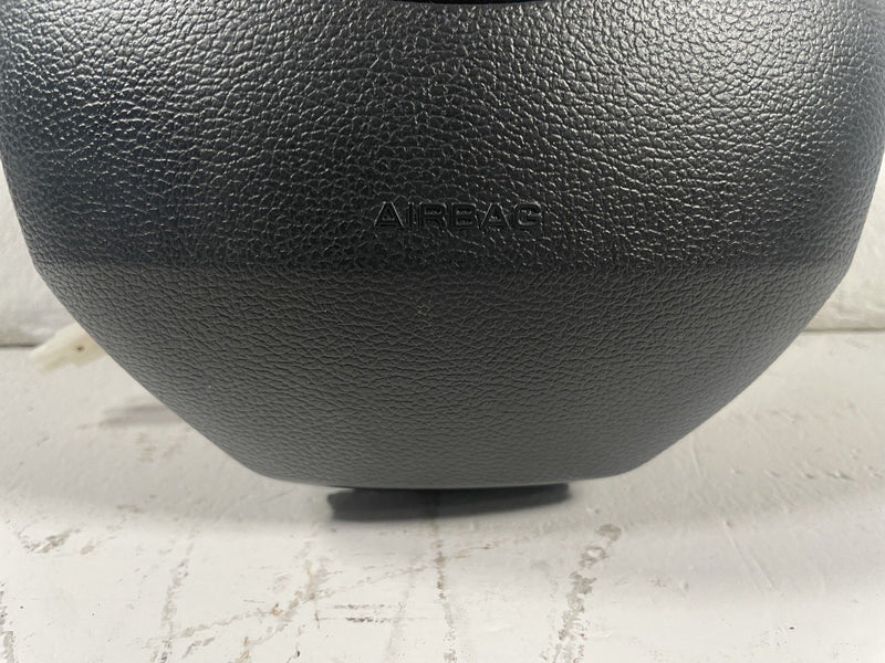 Load image into Gallery viewer, 2020 - 2024 FORD EXPLORER FRONT LEFT SIDE STEERING WHEEL AIRBAG AIR BAG # 111079
