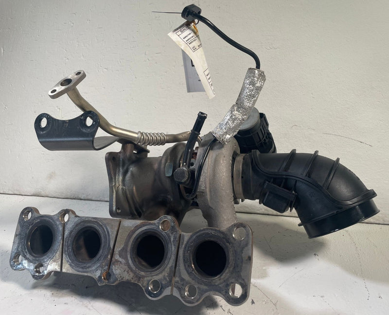 Load image into Gallery viewer, 2021 - 2023 GENESIS G70 ENGINE EXHAUST MANIFOLD TURBOCHARGER 2.0L # 113924
