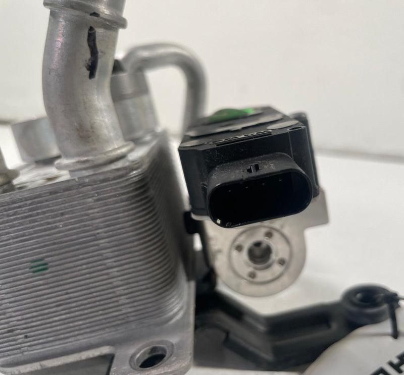 Load image into Gallery viewer, 2025 HYUNDAI IONIQ 5 A/C HEATER EVAPORATOR CORE COOLER CHILLER &amp; VALVE # 112551
