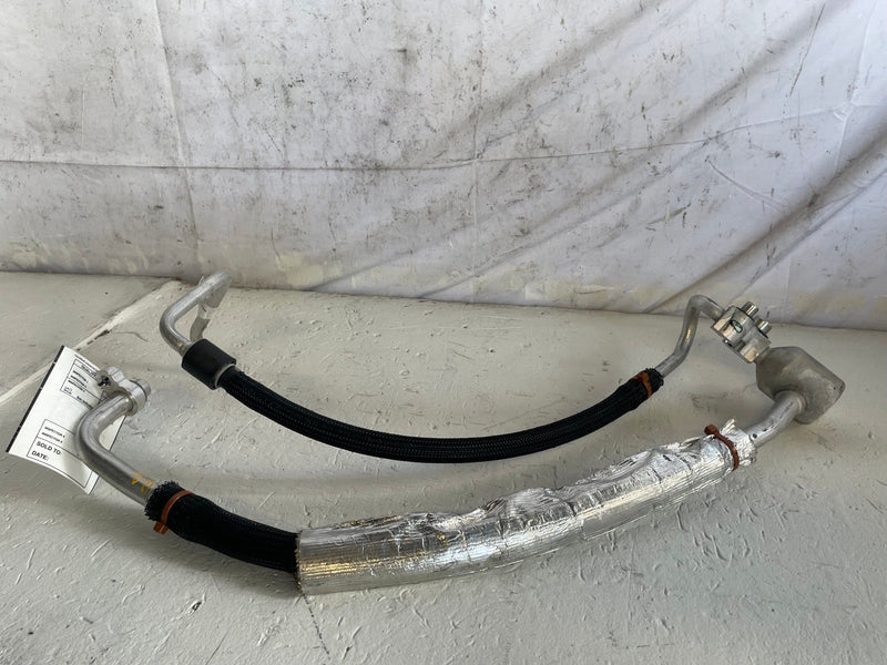 Load image into Gallery viewer, 25-26 CHEVROLET EQUINOX AC AIR CONDITIONING DISCHARGE &amp; SUCTION PIPE LINE 111375
