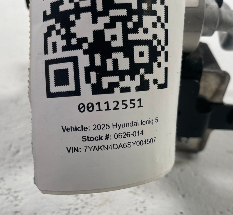 Load image into Gallery viewer, 2025 HYUNDAI IONIQ 5 A/C HEATER EVAPORATOR CORE COOLER CHILLER &amp; VALVE # 112551
