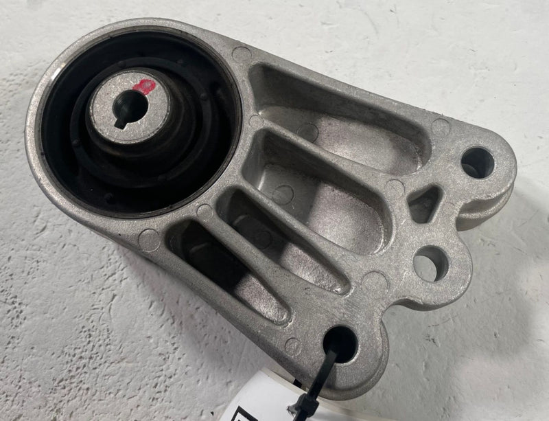 Load image into Gallery viewer, 2022-2025 HYUNDAI IONIQ 5 REAR RIGHT ENGINE MOTOR SUPPORT MOUNT BRACKET # 112557

