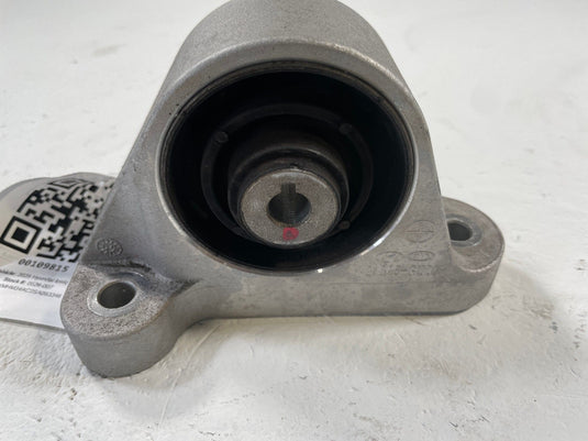 22-25 HYUNDAI IONIQ 5 6 FRONT RIGHT SUSPENSION MOUNT SUPPORT BRACKET