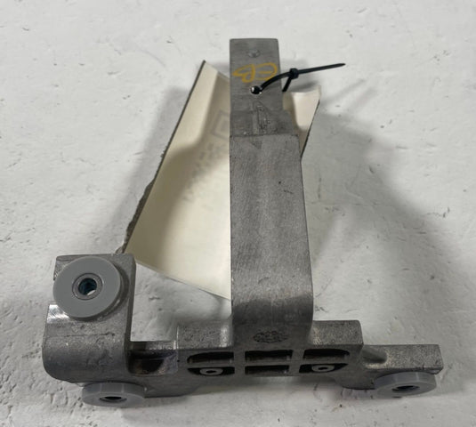 2025 HYUNDAI IONIQ 5 ELECTRIC COOLANT COOLING WATER PUMP BRACKET