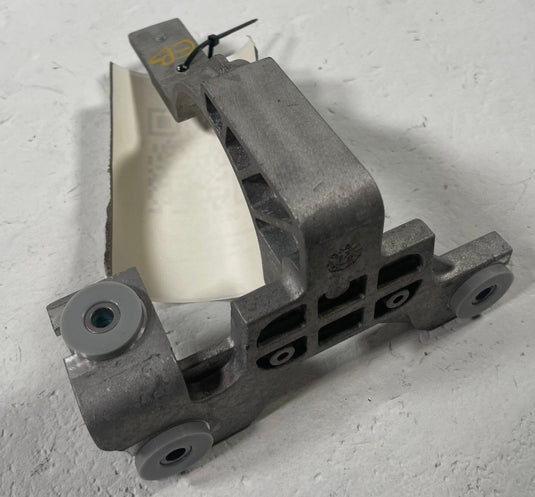 2025 HYUNDAI IONIQ 5 ELECTRIC COOLANT COOLING WATER PUMP BRACKET