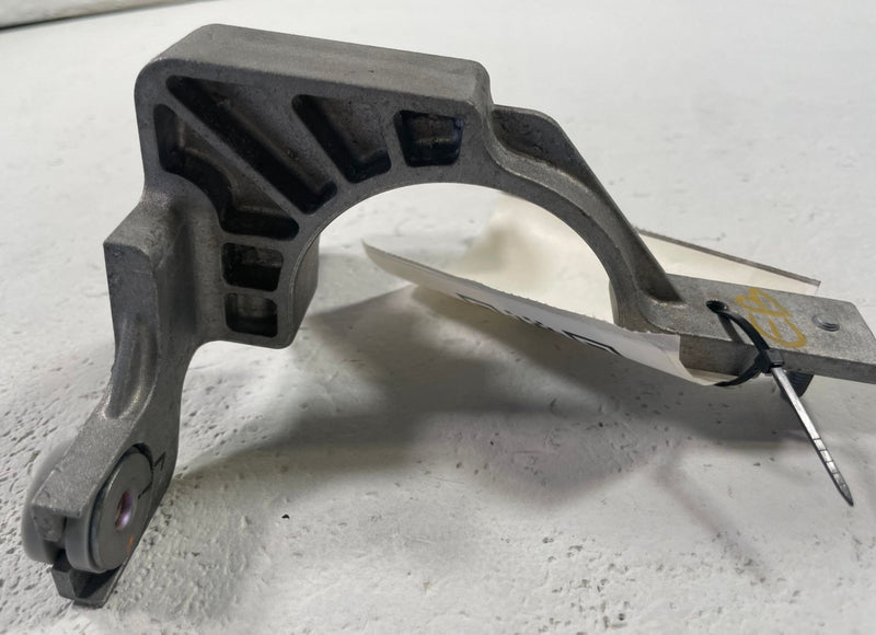 Load image into Gallery viewer, 2025 HYUNDAI IONIQ 5 ELECTRIC COOLANT COOLING WATER PUMP BRACKET # 112552
