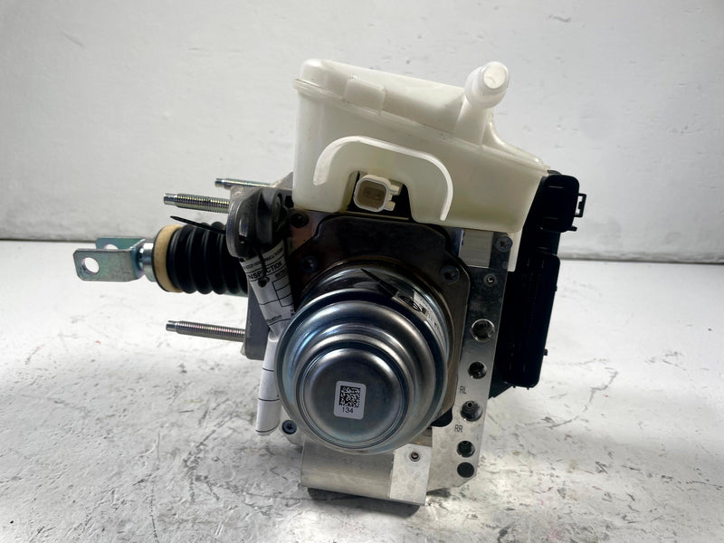 Load image into Gallery viewer, 2021-2024 FORD EXPLORER ABS POWER BRAKE BOOSTER MASTER CYLINDER MODULE # 111080
