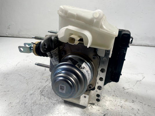 2021-2024 FORD EXPLORER ABS POWER BRAKE BOOSTER MASTER CYLINDER MODULE