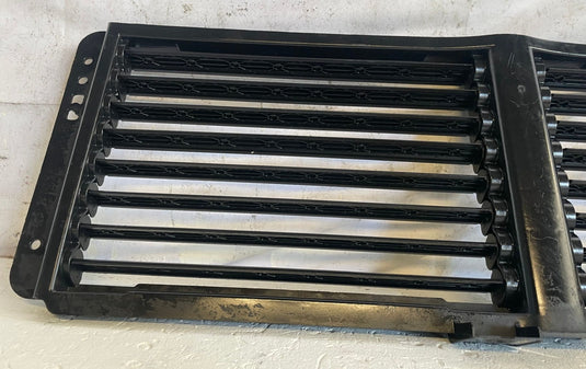 25-26 CHEVROLET EQUINOX RADIATOR UPPER SHUTTER DUCT AIR DEFLECTOR GUIDE