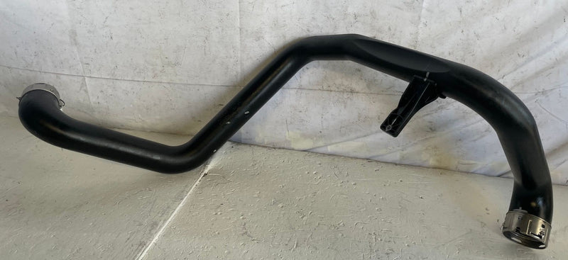 Load image into Gallery viewer, 2025-2026 CHEVROLET EQUINOX INTERCOOLER OULTLET HOSE PIPE TUBE 26343819 # 111367
