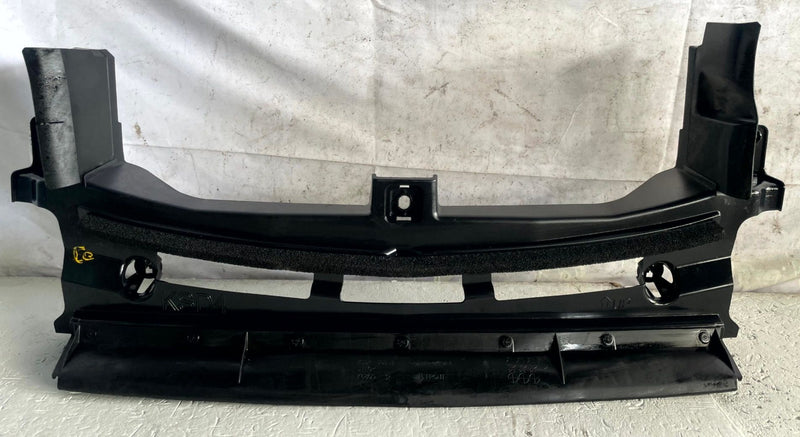 Load image into Gallery viewer, 2022-2024 MAZDA CX-5 FRONT ENGINE RADIATOR CORE SUPPORT AIR GUIDE DUCT # 113824
