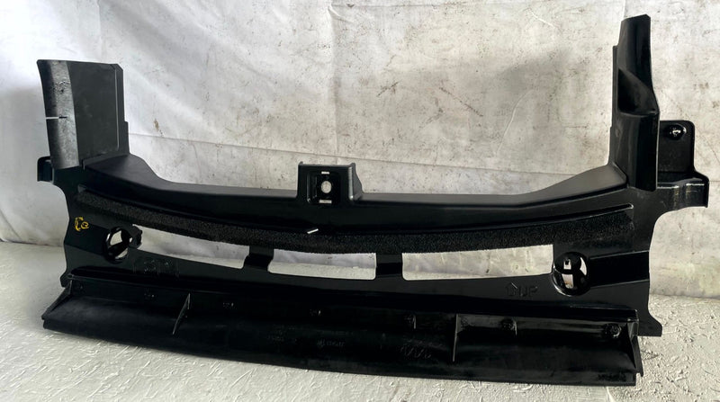 Load image into Gallery viewer, 2022-2024 MAZDA CX-5 FRONT ENGINE RADIATOR CORE SUPPORT AIR GUIDE DUCT # 113824
