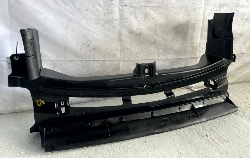 Load image into Gallery viewer, 2022-2024 MAZDA CX-5 FRONT ENGINE RADIATOR CORE SUPPORT AIR GUIDE DUCT # 113824
