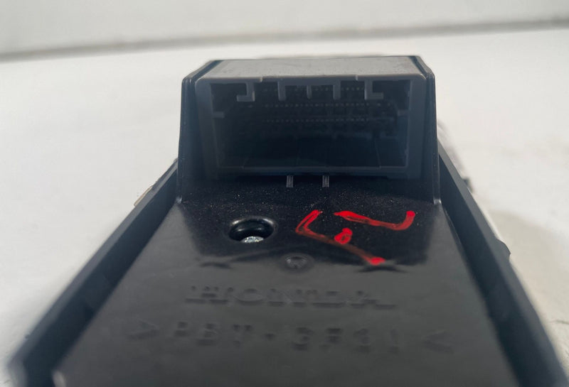 Load image into Gallery viewer, 2025-2026 ACURA ADX FRONT LEFT DRIVER SIDE INTERIOR DOOR WINDOW SWITCH # 113968
