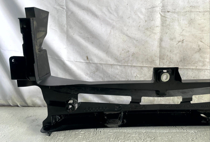Load image into Gallery viewer, 2022-2024 MAZDA CX-5 FRONT ENGINE RADIATOR CORE SUPPORT AIR GUIDE DUCT # 113824

