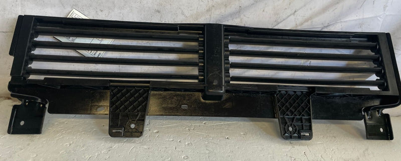 Load image into Gallery viewer, 2025 - 2026 CHEVROLET EQUINOX RADIATOR LOWER AIR SHUTTER 1.5L 26343401 # 111368
