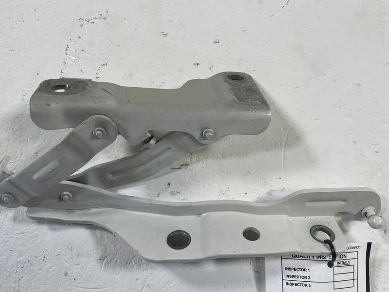 Load image into Gallery viewer, 2023-2025 HYUNDAI IONIQ 6 HOOD BONNET LEFT &amp; RIGHT SIDE HINGE SUPPORT # 109813
