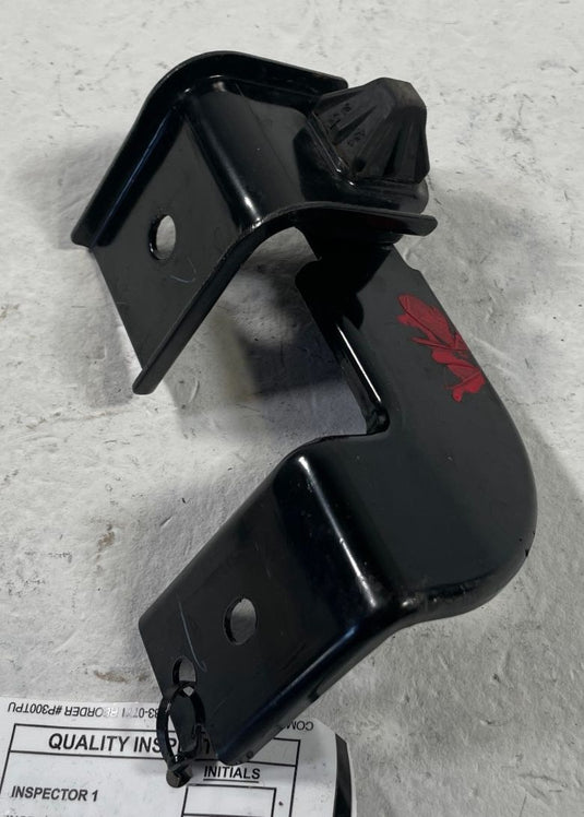 22-26 TOYOTA TUNDRA RIGHT AIR CONDITIONING HEAT EXCHANGER MOUNT BRACKET