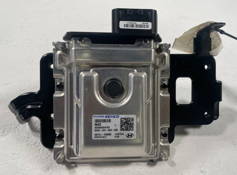 Load image into Gallery viewer, 25-26 HYUNDAI IONIQ 5 VEHICLE CONTROL MODULE UNIT VCU VCM 39751-1XDN2 # 112549
