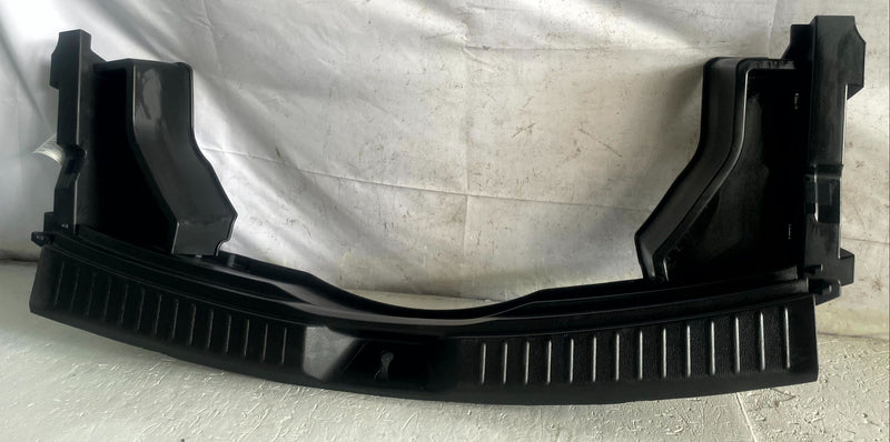 Load image into Gallery viewer, 2022-2025 MAZDA CX-5 REAR CARGO AREA TRUNK SILL SCUFF PLATE TRIM COVER # 113829
