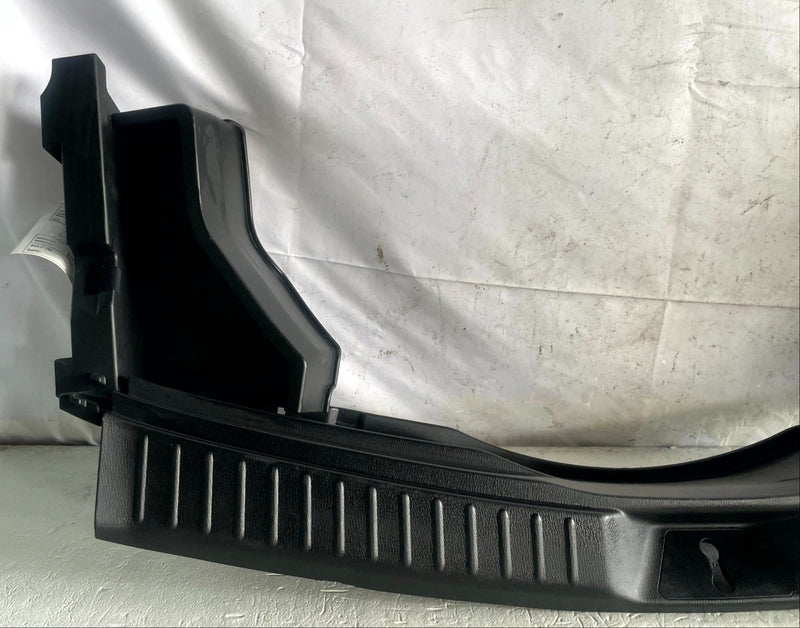 Load image into Gallery viewer, 2022-2025 MAZDA CX-5 REAR CARGO AREA TRUNK SILL SCUFF PLATE TRIM COVER # 113829
