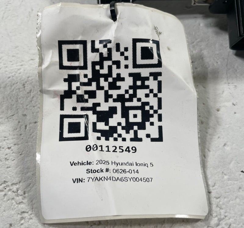 Load image into Gallery viewer, 25-26 HYUNDAI IONIQ 5 VEHICLE CONTROL MODULE UNIT VCU VCM 39751-1XDN2 # 112549
