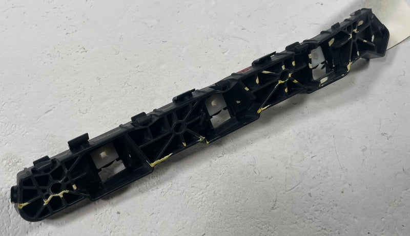 Load image into Gallery viewer, 25-26 HYUNDAI IONIQ 5 REAR RIGHT PASSENGER SIDE BUMPER SUPPORT BRACKET # 112586
