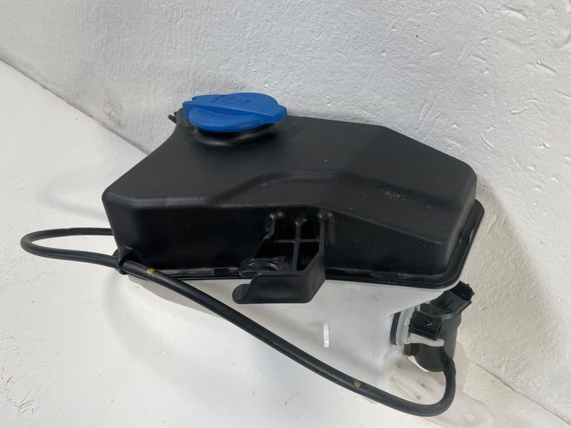 Load image into Gallery viewer, 2023-2025 HYUNDAI IONIQ 6 WINDSHIELD WIPER WASHER RESERVOIR TANK &amp; PUMP # 109819
