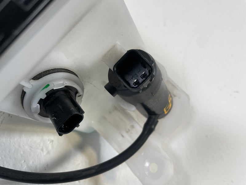 Load image into Gallery viewer, 2023-2025 HYUNDAI IONIQ 6 WINDSHIELD WIPER WASHER RESERVOIR TANK &amp; PUMP # 109819
