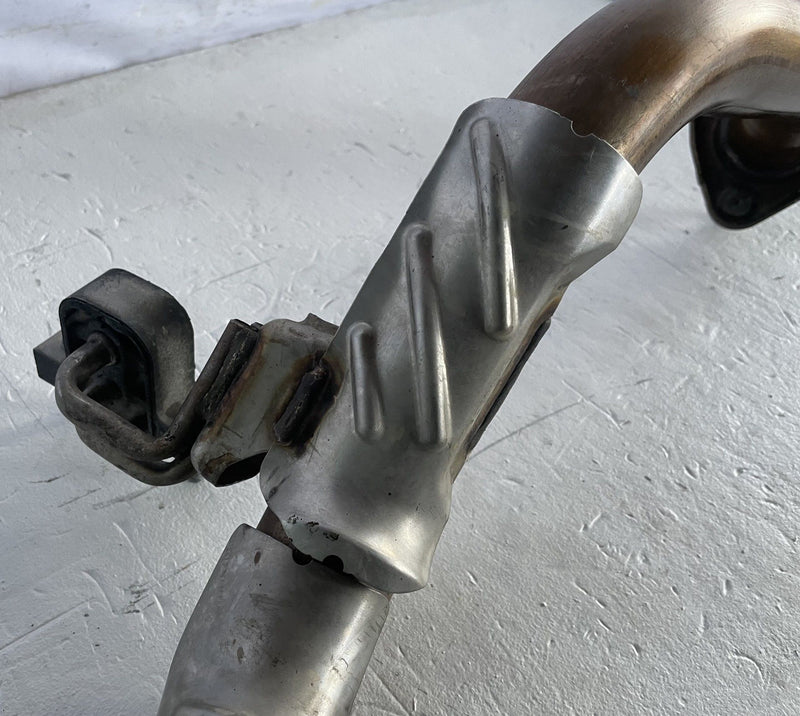 Load image into Gallery viewer, 22-24 HONDA CIVIC FRONT GAS ENGINE EXHAUST INTERMEDIATE TUBE PIPE 2.0L # 108913
