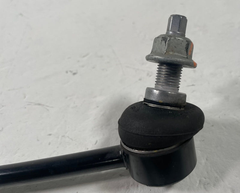 Load image into Gallery viewer, 2023-2026 HYUNDAI IONIQ 5 FRONT LEFT STABILIZER SWAY ANTI ROLL BAR LINK # 112563
