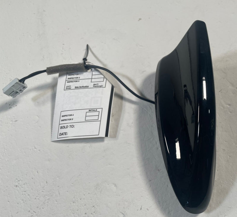 Load image into Gallery viewer, 25-26 ACURA ADX TOP ROOF SATELLITE SHARK FIN RADIO ANTENNA BLACK NH731P # 113952
