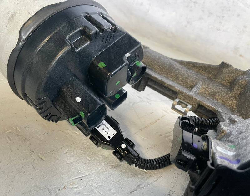 Load image into Gallery viewer, 25-26 CHEVROLET EQUINOX POWER STEERING GEAR RACK AND PINION 43K MILES # 111400
