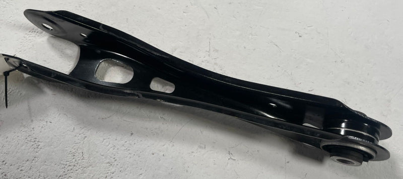 Load image into Gallery viewer, 2025-2026 HYUNDAI IONIQ 5 REAR LEFT OR RIGHT SIDE TRAILING CONTROL ARM # 112583

