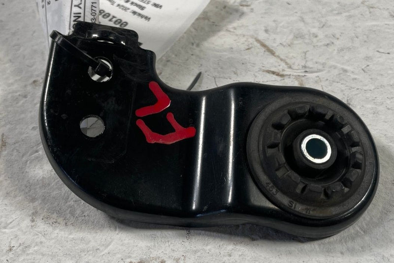 Load image into Gallery viewer, 22-26 TOYOTA TUNDRA LEFT AIR CONDITIONING HEAT EXCHANGER MOUNT BRACKET # 108355
