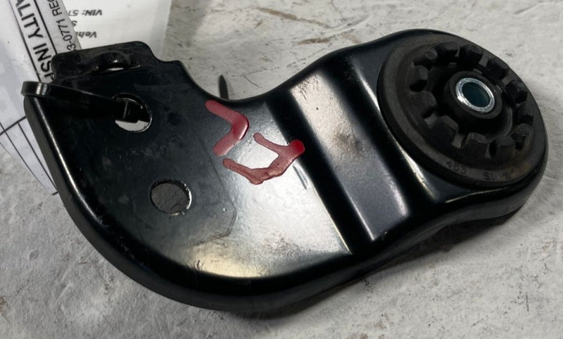 Load image into Gallery viewer, 22-26 TOYOTA TUNDRA LEFT AIR CONDITIONING HEAT EXCHANGER MOUNT BRACKET # 108355
