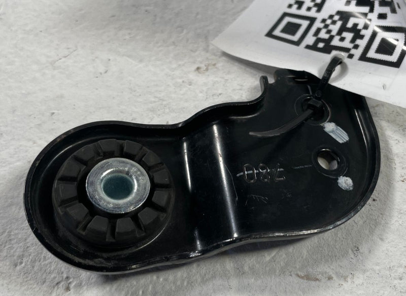 Load image into Gallery viewer, 22-26 TOYOTA TUNDRA LEFT AIR CONDITIONING HEAT EXCHANGER MOUNT BRACKET # 108355
