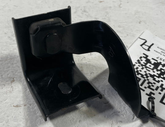 22-26 TOYOTA TUNDRA LEFT AIR CONDITIONING HEAT EXCHANGER MOUNT BRACKET