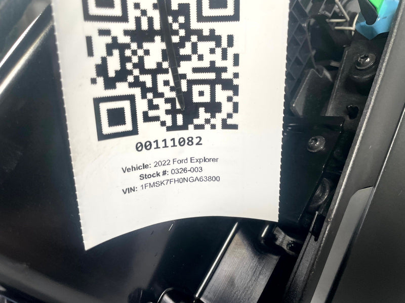 Load image into Gallery viewer, 2020 - 2025 FORD EXPLORER FRONT CENTER CONSOLE GEAR SHIFTER TRIM PANEL # 111082
