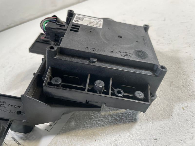 Load image into Gallery viewer, 23-25 HYUNDAI IONIQ 6 ELECTRIC VEHICLE PEDESTRIAN SOUND ALERT SPEAKER # 109797
