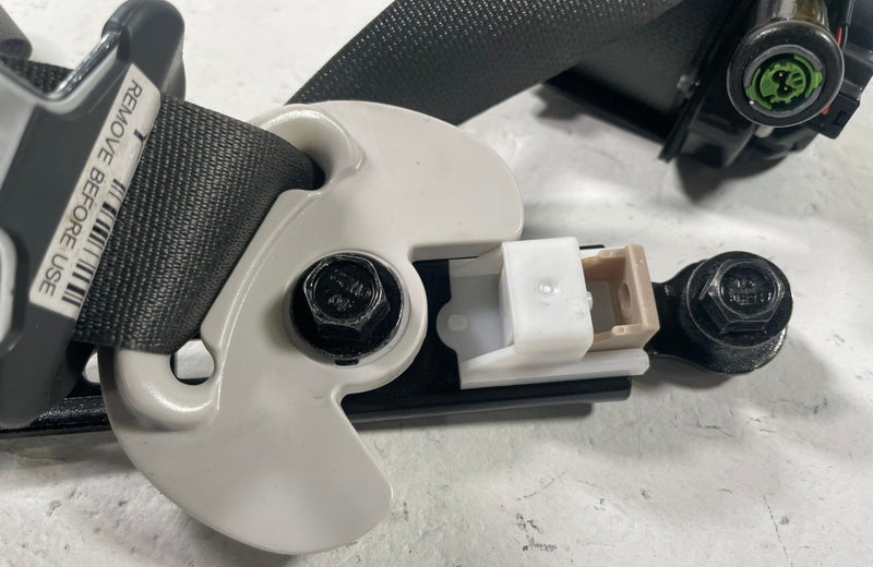 Load image into Gallery viewer, 2022 - 2026 HYUNDAI IONIQ 5 FRONT RIGHT PASSENGER SEAT BELT RETRACTOR # 112580
