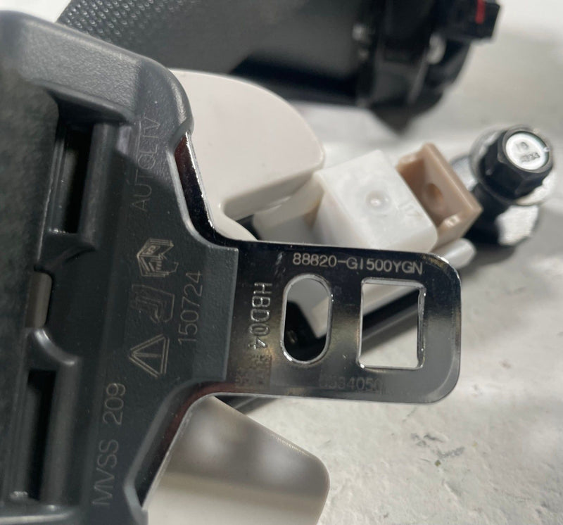 Load image into Gallery viewer, 2022 - 2026 HYUNDAI IONIQ 5 FRONT RIGHT PASSENGER SEAT BELT RETRACTOR # 112580
