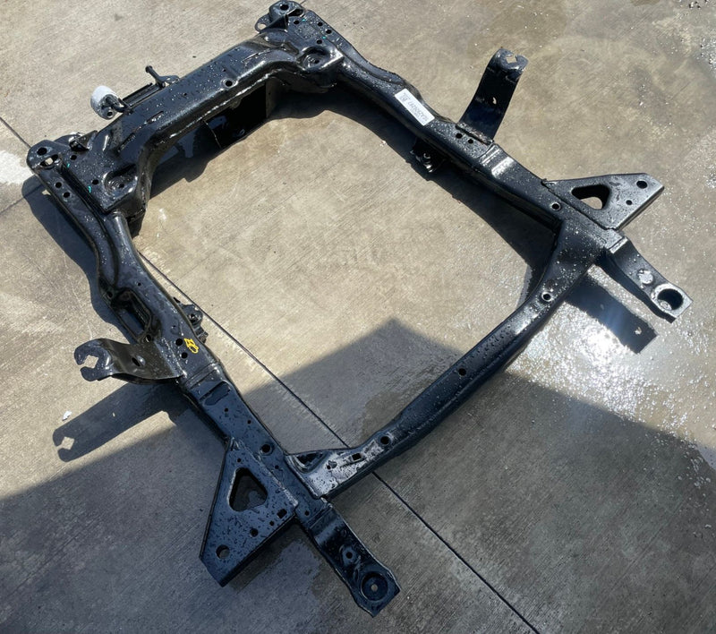 Load image into Gallery viewer, 25-26 CHEVROLET EQUINOX FWD FRONT SUSPENSION SUBFRAME CROSSMEMBER CRADLE #111402
