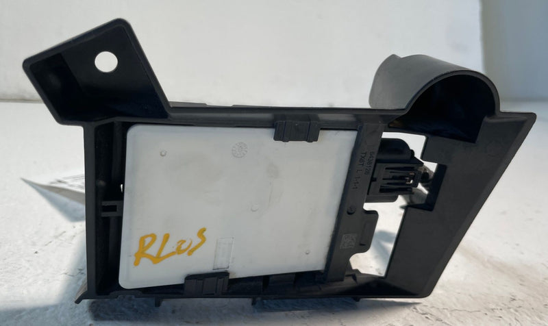 Load image into Gallery viewer, 2019-2022 ACURA ILX REAR LEFT BLIND SPOT RADAR SENSOR MODULE W/ BRACKET # 107018
