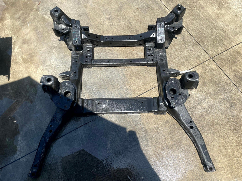 Load image into Gallery viewer, 2020 - 2025 FORD EXPLORER FRONT ENGINE SUBFRAME CROSSMEMBER CRADLE 2.3L # 111105
