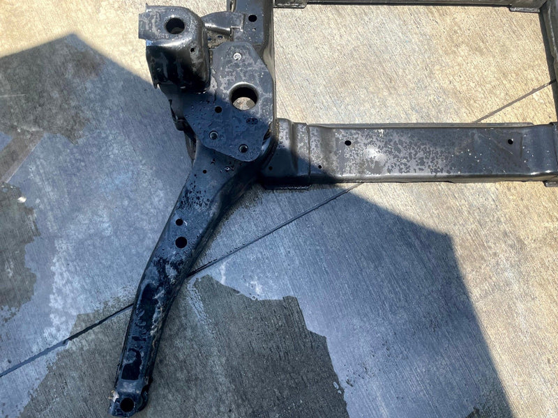 Load image into Gallery viewer, 2020 - 2025 FORD EXPLORER FRONT ENGINE SUBFRAME CROSSMEMBER CRADLE 2.3L # 111105
