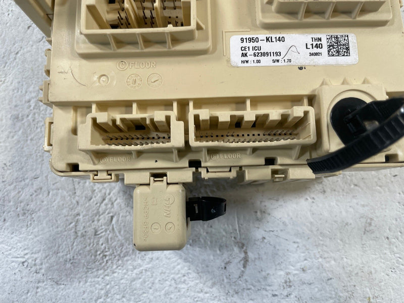 Load image into Gallery viewer, 2023-2025 HYUNDAI IONIQ 6 DASH DASHBOARD FUSE RELAY JUNCTION BOX BLOCK # 109796
